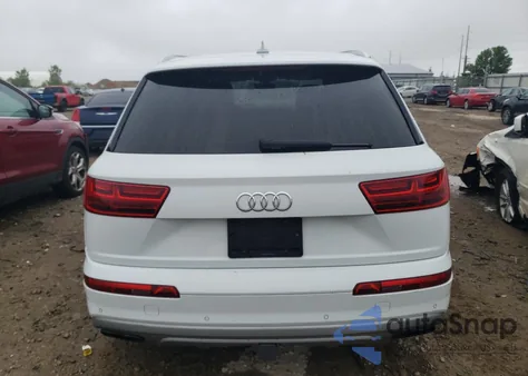 2017 Audi Q7 Premium Plus из США, поврежденный, VIN WA1LAAF76HD022717